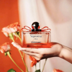 salvatore-ferragamo-signorina-unica-apa-de-parfum-femei-100ml-parfum-301894-1.png